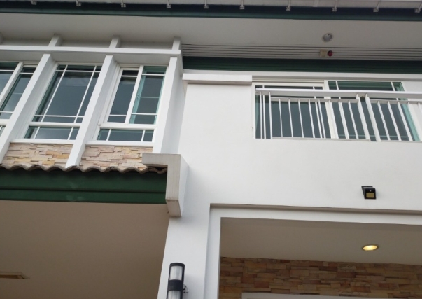 ให้เช่าบ้านเดี่ยว2 ชั้น มัณฑนา พระรามเก้า ศรีนครินทร์ หลังใหญ่ มี 3 ห้องนอน 3 ห้องน้ำ