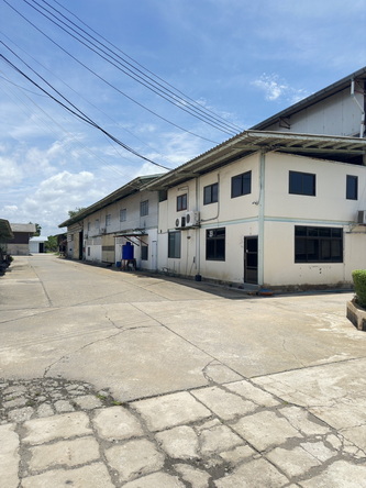 ขายโรงงานพร้อมที่ดินเข้าออกได้หลายทางอยู่ถนนปู่เจ้าซอยวัดสวนส้ม ตำบลบางโปรงอำเภอเมืองสมุทรปราการ