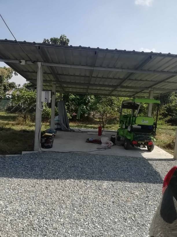 โซนแม่วาง ขายเพียง 2 ล.เท่านั้น เนื้อที่ 2 ไร่ ที่ดินพร้อมสิ่งปลูกสร้าง สาธารณูปโภคครบครัน ถนนคอนกรีต ห่างจากชุมชน 700 เมตร