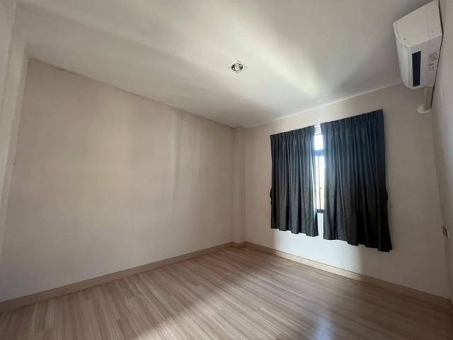 ขายทาวน์โฮม 4 ชั้น หมู่บ้าน อัพ ทาวน์ สาธุประดิษฐ์ ใจกลางเมือง พระราม 3