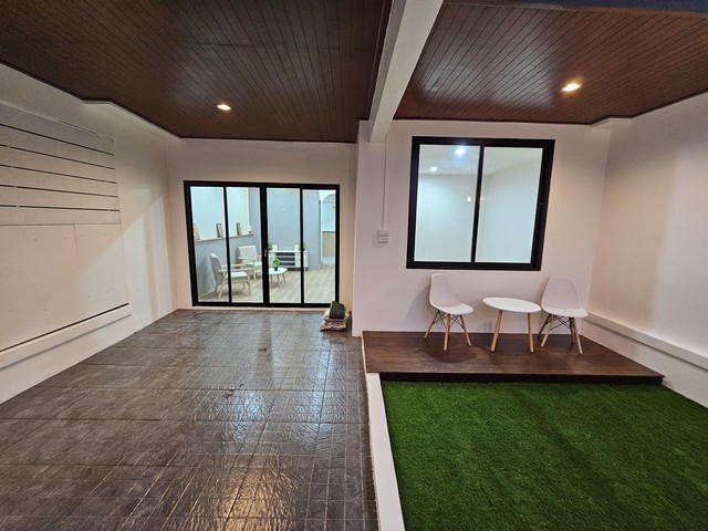 ขายทาวน์เฮ้าส์ชั้นเดียว หมู่บ้านพฤกษา2 ซอย 63 ธัญบุรี คลอง8 บ้านรีโนเวทใหม่ พร้อมอยู่