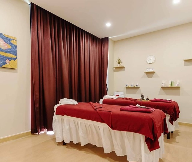 ให้เช่า ร้าน Wellness สปา สนามบินสุวรรณภูมิ 4กม.อาคารพาณิชย์ 4 ชั้น 28ตรว. 220 ตรม. 3น้ำ นวด อุปกรณ์ครบ พระจอมลาดกระบัง หลวงแพ่ง