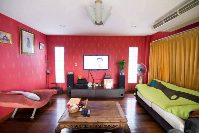 ขายบ้านเดี่ยวสไตส์ไทยจีน ฮวงจุ้ยดี เหมาะทำโฮมออฟฟิศ ร้านอาหาร สตูดิโอ ลาดพร้าว-วังทองหลาง จอดรถ 10 คัน  ใกล้ MRTลาดพร้าวและMRTสุทธิสาร