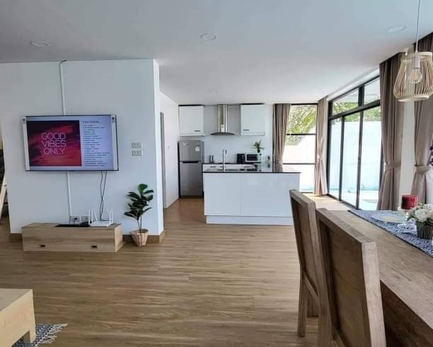 ขาย/ให้เช่า บ้านพูลวิลล่า สไตล์โมเดิร์น เฟอร์ครบ พร้อมเข้าอยู่ได้เลย ใกล้เมือง เดินทางสะดวกสุดๆ