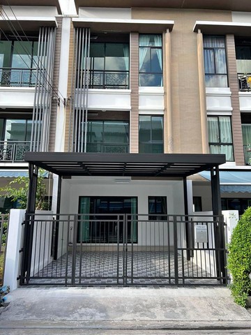 [B992]ให้เช่า 22k ทาวน์โฮม บ้านกลางเมือง นวมินทร์ 42 เขตบึงกุ่ม เชื่อมต่อประเสริฐมนูกิจ 45  จดทะเบียนบริษัทได้บ้านทาวน์โฮม 3 ชั้น  20 ตร.วา พื้นที่ใช้สอย 150 ตร.ม 3 ห้องนอน 3 ห้องน้ำ 1 ห้องรับแขก 1 ห้องครัว 2 ที่จอดรถ พร้อม แอร์ 4 เครื่อง ตู้เย็น เตาดูดควัน เตาแก๊ส โซฟา โต๊ะทานข้าว ชั้นวางทีวี 1  ตู้เสื้อผ้า เตียง 6 ฟุตคลับเฮ้าส์ / สระว่ายน้ำ / ฟิตเนส / สวนสาธารณะ / สนามเด็กเล่นพร้อมเข้า