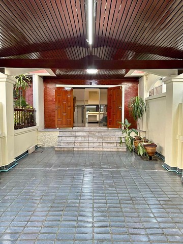 [B991]ให้เช่า 20.5k ทาวน์เฮ้าส์ ประชาชื่น เทศบาลรังสรรเหนือ ซอย 12 แขวงลาดยาว เขตจตุจักร เข้าซอยเพียง 350 เมตร