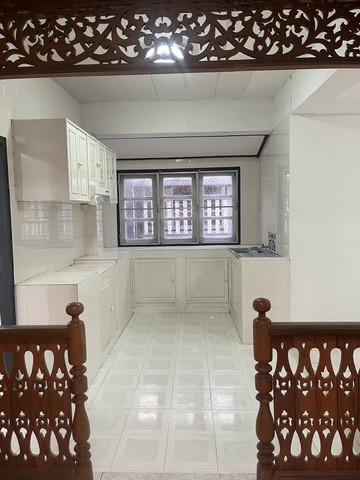 ขายบ้านสองชั้นรีโนเวทใหม่พร้อมอยู่ หมู่บ้านบ้านหลักชัย อ.สันทราย เชียงใหม่