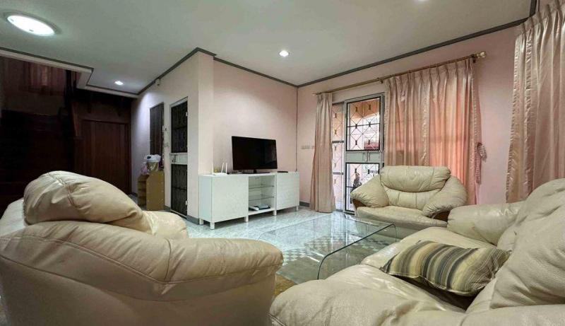 ให้เช่าบ้านเดี่ยว2ชั้นโครงการมัณฑนาพระยาสุเรนทร์26ใกล้MRTบางชันเหมาะอยู่เป็นครอบครัว