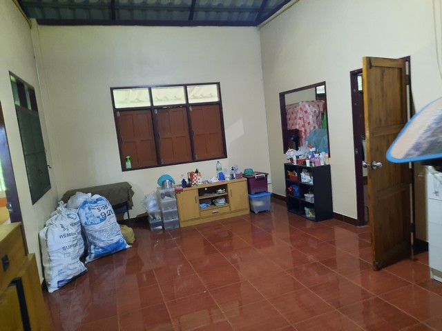 ที่ดินพร้อมบ้านคลอง 12 ลำลูกกา เข้าจากถนนรังสิต-นครนายก 3.5 กม.