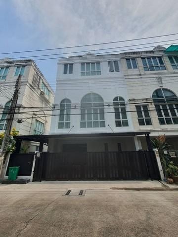 PB4046 ให้เช่าโฮมออฟฟิต ซอยลาดพร้าววังหิน76 รีโนเวิทใหม่ เหมาะทำโฮมออฟฟิศใช้ที่อยู่จดทะเบียนได้ หน้าบ้านหันทิศเหนือ