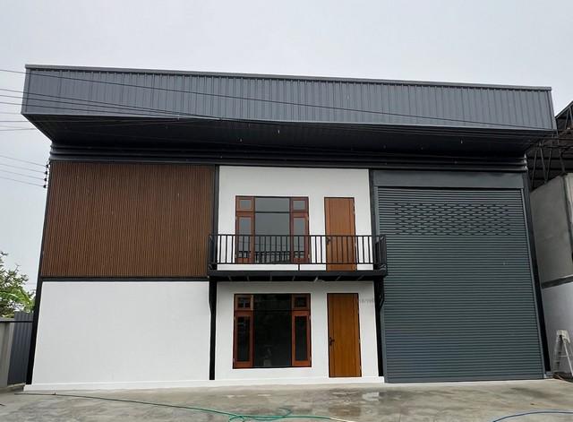 ให้เช่าโกดังพร้อมออฟฟิศ 2 ชั้น ถนนเลียบคลองสี่ ซอยธารทอง ลำลูกกา พื้นที่รวม 367 ตรม. หลังตลาด AC เนื้อที่ 100 ตรว.ไฟ 3 เฟส 