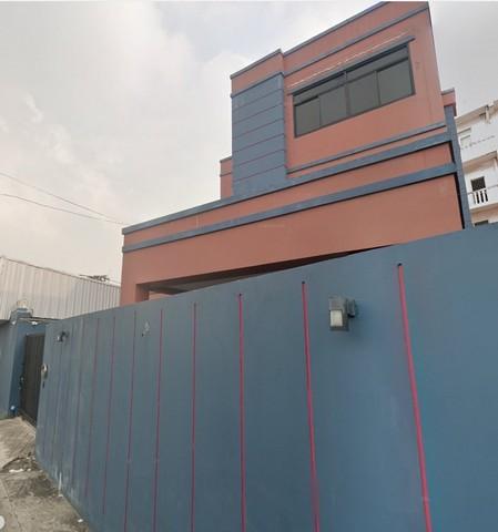 ให้เช่าอาคารพาณิชย์ 3 ชั้น  ซ. มนธาตุราชศรีพิจิตร ใกล้เซ็นทรัล พระราม 2 ขนาด 270 ตร.ว 25 ตารางวา 5 ห้องนอน 3 ห้องน้ำ 