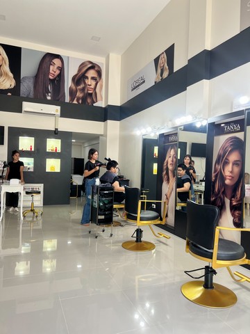 ขายอาคารพาณิชย์ 3 ชั้นครึ่ง โครงการศิรินคร สแควร์ อำเภอเมือง จังหวัดนครศรีธรรมราช