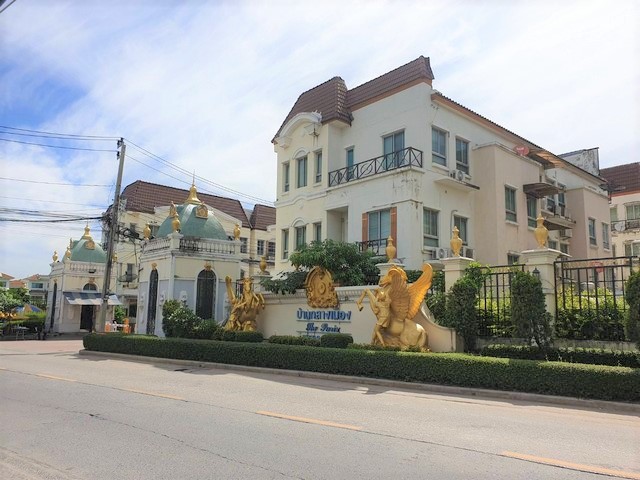 ให้เช่าทาวน์เฮาส์ 3 ชั้น โครงการ บ้านกลางเมือง เดอะปารีส พระราม 9-รามคำแหงกรุงเทพกรีฑา ใกล้ จุด ขึ้น-ลงทางด่วน และ Air Port Link หัวหมาก 