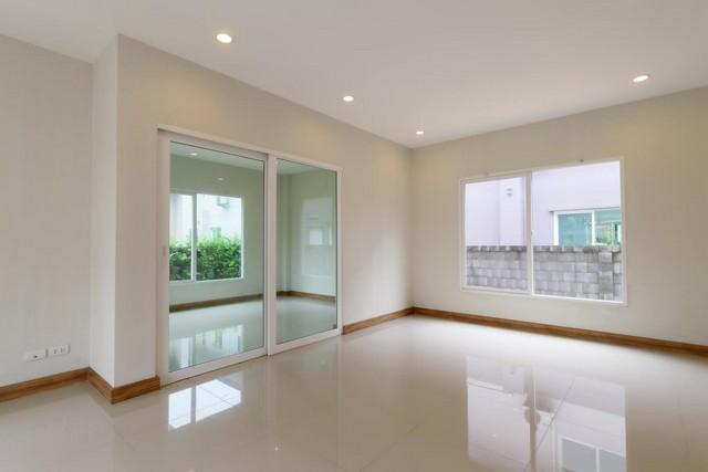 ขายบ้านเดี่ยว2ชั้น 80.4 ตร.ว.วรารมย์พรีเมี่ยมวัชรพล-จตุโชติถนนจตุโชติสุขาภิบาล5 บ้านไม่เคยเข้าอยู่ไม่มีเฟอร์นิเจอร์