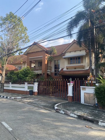 ขายบ้านวรารมย์ เพชรเกษม81 บิวอินภายในบ้านเป็นไม้จริงทั้งหลัง เขตบางบอน กทม