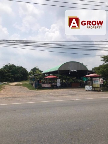 ที่ดินพร้อมสิ่งปลูกสร้าง ติดถนนเลียบคลอง-บ้านสร้าง ใกล้วัดสมาน การเดินทางสะดวก เข้า-ออกได้หลายทาง