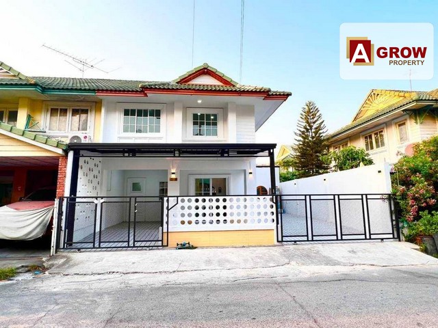 ม.พฤกษา12 รังสิต-คลองสามที่ตั้ง : คลองสาม คลองหลวง ปทุมธานีรหัสทรัพย์ : AGT00432ราคาขายเพียง2,990,000บาทบ้านหันหน้าทิศใต้- บ้านแฝด 2 ชั้น- ขนาด35ตารางวา- 4 ห้องนอน- 2 ห้องน้ำ- 1  ห้องครัว- จอดรถนบ้านได้3คัน จุดเด่น/การเดินทาง- รถเมล์ 187 คลองสาม-อนุสาวรีย์- รถตู้ คลองสาม-เมเจอร์ 20 บาท สายคลอง- รถตู้ประจำหมู่บ้านพฤกษา- บ้านรีโนเวทใหม่พร้อมเข้าอยู่- มีรักษาการดูแลความปลอดภัยตลอด 24 ชม.สถา