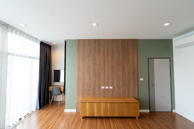 ขายทาวน์โฮม 3 ชั้น โครงการ Cozy by BNTD สตรีวิทยา 2 ซอย 15 แต่งสวยพร้อมอยู่ เดินทางสะดวก