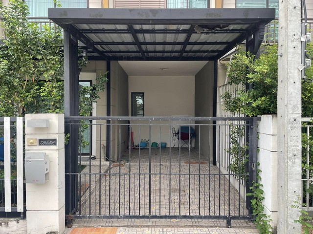 ให้เช่าทาวน์โฮม 2 ชั้น หมู่บ้านพฤกษาวิลล์ 57 ซอยพัฒนาการ 38 เดินทางสะดวก ใกล้ทางด่วน