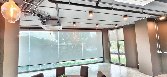 ให้เช่าพื้นที่ในอาคารสร้างใหม่ เหมาะทำร้านคาเฟ่ สโลว์บาร์ ขนม เบเกอรี เสริมสวย พื้นที่ภายใน+ภายนอกรวม 150 ตรม.วิภาวดี ดินแดงใกล้MRTสุทธิสาร