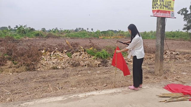 ที่ดินแบ่งขายคลองสี่ เริ่มต้นที่ 70 -110ตรว.ๆละ11,000 เหลือเพียง 6 แปลงเท่านั้น