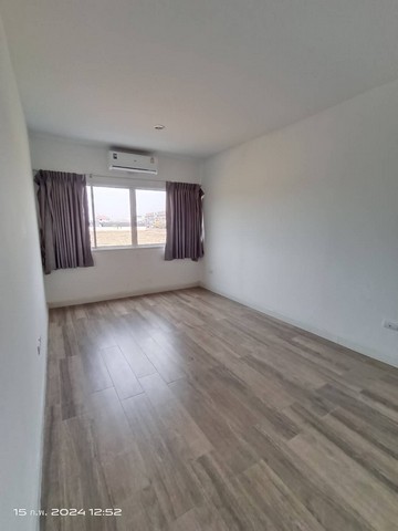 ให้เช่าทาวน์โฮม   เกษตรนวมินทร์ เลียบด่วน ซอยมัยลาภ ราคา 30,000  Tel 0936785948