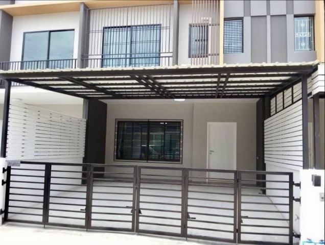 [B995]ให้เช่า 26k ทาวน์โฮม The Connect เดอะ คอนเนค พัฒนาการ 38 เขตสวนหลวง จดบริษัทได้ ต้อนรับสัตว์เลี้ยงทาวน์โฮม 2 ​ชั้น 21 ตร.วา พื้นที่ใช้สอย 120 ตรม 3 ห้องนอน 3 ห้องน้ำ 1 รับแขก 1 ห้องครัว 2 ที่จอดรถ พร้อมเฟอร์นิเจอร์และครัวบิ้วอิน เครื่องใช้ไฟฟ้า​ แอร์ 3 ตัว/ ทีวี / ​ ตู้เย็น ​/ เครื่องซักผ้า​ / เครื่องทำน้ำอุ่น​ / เตาไฟฟ้าและซิงก์ / กลอนประตูดิจิตอลสามารถเข้า-ออกได้หลายเส้นทางพัฒนาก�