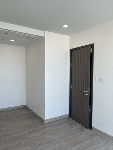 Sub1071ขายดาวน์เท่าทุน ศุภาลัย พรีเมียร์ สามเสน ราชวัตร ชั้น 16 เจ้าของขายเอง(ราคา ณ วัน Pre-Sale Online Booking ถูกกว่าราคาปัจจุบัน 4-5แสนบาท) โครงการ RARE ITEMคอนโด High Rise 17 ชั้นชั้น 16  ขนาดห้อง 49 ตร.ม. 1 ห้องนอน 1 ห้องน้ำ จอดรถได้ 1 คันใกล้ ร.พ.รามา , ร.พ.พระมงกุฎ , ร.พ.วิชัยยุทธ , ร.พ.วชิระพยาบาลพร้อมแอร์ One Way Cassette (ห้องนอนและห้องรับแขก) , Wallpaper , ชุดครัวพร้อม Hob+Hood , เครื่องทำน้ำร้อน , ฉากกั้นอาบน้ำกระจกนิรภัย , Digital D