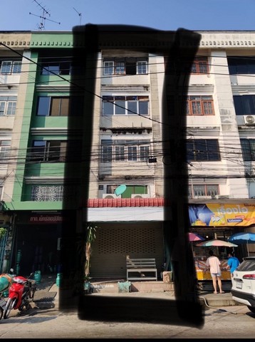 ขายตึกแถว 4 ชั้น อยู่ในบ้านเสรี อ่อนนุช เขตประเวศ อยู่ในเขตชุมชน   กทม.