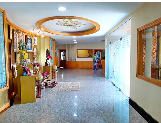 มีนบุรี ใกล้สนามบินสุวรรณภูมิ ขายโรงงาน อาคาร 7ชั้น 1ไร่  รถไฟฟ้าสีส้ม 800ม. 7-11 มีรง.4  พื้นที่ 3,505 ตรม.  บนถ.รามคำแหง 170-180