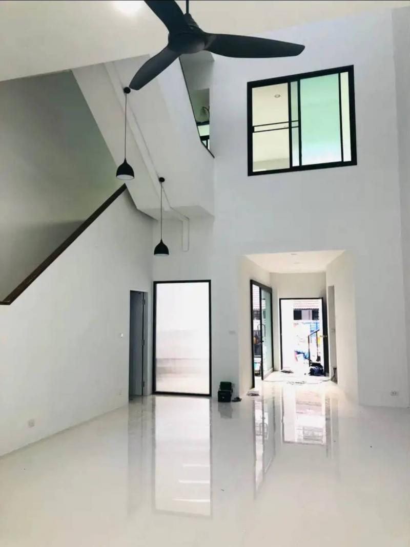 รหัสทรัพย์ R3035 ให้เช่า โฮมออฟฟิศ 4ชั้น ซอยปรีดีพนมยงค์ สุขุมวิท 71 พระโขนง ใกล้รถไฟฟ้า