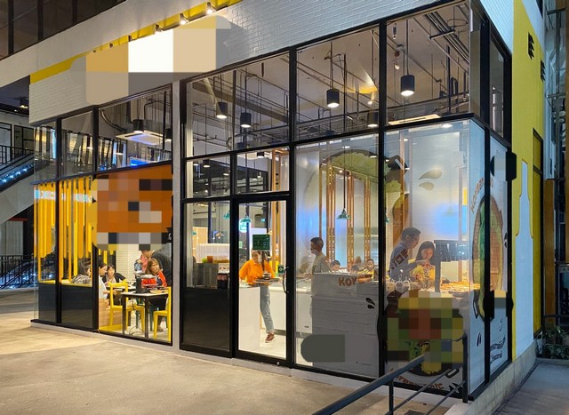 รหัส# TO1235 ให้เช่าพื้นที่ 79 ตรม. สาทร-ถนนจันทน์ ทำเลดีที่สุดในถนนจันทน์ ติดถนนใหญ่ ด้านหน้าโครงการ เเหมาะสำหรับร้านอาหาร - บาร์คราฟเบียร์-ไวน์บาร์*** ราคาเช่า 70,000 บาท/เดือนพื้นที่ให้เช่า ทำเลทอง (commercial space)เหมาะสำหรับร้านอาหาร - บาร์คราฟเบียร์-ไวน์บาร์พื้นที่ 79 ตารางเมตรภายในห้าง ถนนจันทน์ พระราม 3-สาทรติดถนนใหญ่ ด้านหน้าโครงการ (อาคาร 10 ชั้น)ข้าง TOPS Supermarket, ติดลิฟท์ที่จอดร