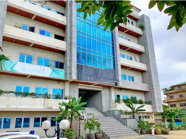 รถไฟฟ้าสีส้ม 800ม. ขายโรงงาน อาคาร 7ชั้น 1ไร่ 7-11 มีรง.4  พื้นที่ 3,505 ตรม.  บนถ.รามคำแหง 170-180 มีนบุรี ใกล้สนามบินสุวรรณภูมิ 