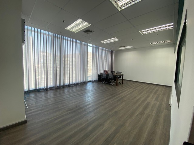 เช่าพื้นที่สำนักงานพร้อมเฟอร์นิเจอร์ ใจกลางกรุงเทพ อาคารเมเจอร์ทาวเวอร์ พระรามเก้า-รามคำแหง