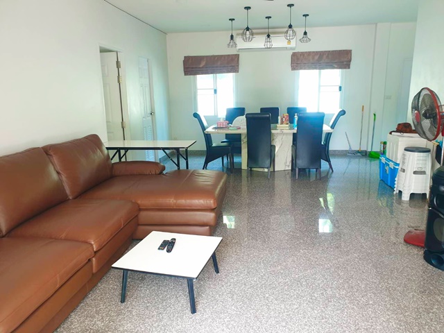 หลังบ้านคลอง  5นอน ตลาดน้ำอัมพวา 5นาที ให้เช่าโฮมสเตย์ บ้าน 2ชั้น ลมเย็นพักผ่อนได้ รายเดือน รายวัน 7 แอร์  4น้ำ  320 ตร.ว. 350ตร.ม.