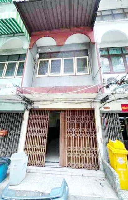  ให้เช่าบ้าน อาคารพาณิชย์  3 ชั้น BTSอนุสาวรีย์ชัย ARLราชปรารภ18-24 17,998 B-M ประตูน้ำ ดินแดง ใกล้ตลาด 3นอน 3น้ำBTS Victory Monument ARL Ratchaprarop 18-24 House for rent 3-story commercial building DinDaeng near market 3bed 3bath 17,998 B-M Pratunam แขวงมักกะสัน เขตราชเทวี กรุงเทพมหานคร 10400- ตึกแถว 3 ชั้น 3 ห้องนอน 3 ห้องน้ำ- ชั้นล่างสามารถทำเป็นออฟฟิศได้- เดินทางสะดวก -อยู่ใกล้ป้ายรถเมล์และอนุสาวรีย์ชัยสมรภูมิ- ใกล้ตลาด โรงเรียน โรงพยาบาล- สามารถจอดรถได้หน้าบ้าน 