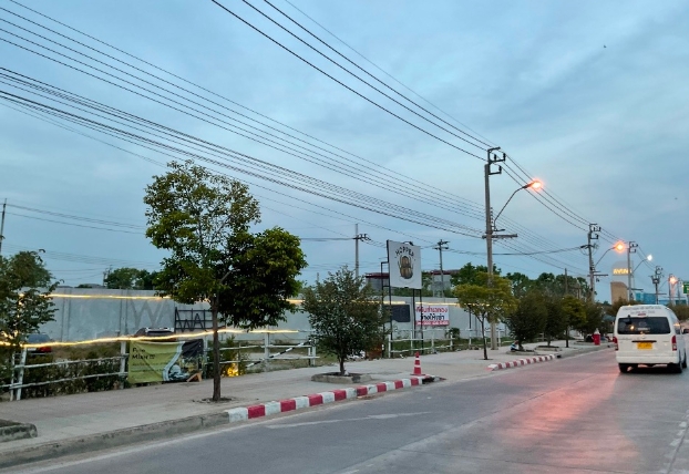 ให้เช่าที่ดิน กรุงเทพกรีฑาตัดใหม่ 40 ตรว  ใกล้ The Walk กรุงเทพกรีฑา