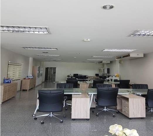 รหัสทรัพย์ R3044 ให้เช่า อาคารสำนักงาน 4ชั้น พร้อมโกดังเก็บของ ย่านเฉลิมพระเกียรติ ร.9 ติดถนนสองฝั่ง