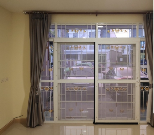 ให้เช่าทาวน์โฮม คาซ่า ซิตี้ บางนา ใกล้เมกะบางนา มี 4 นอน 3 น้ำ 