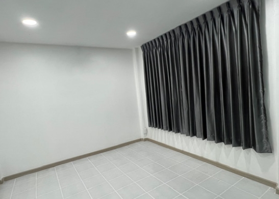 ขายบ้านเดี่ยว 2 ชั้น พหลโยธิน48 บางเขน เนื้อที่ 74 ตรว ใกล้BTSสายหยุด มี 4 ห้องนอน 4 ห้องน้ำ