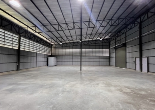 ให้เช่า โกดัง  350 ตรม ลาดพร้าว 91 วังทองหลาง มีพื้นที่จอดรถได้เยอะ