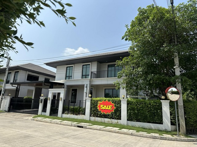 HS693ขายบ้านเดี่ยว หลังมุม โครงการเศรษฐสิริ พัฒนาการ พร้อมสระว่ายน้ำส่วนตัว เดินทางสะดวกราคาขาย 19,000,000 บาทติดต่อ : คุณพร 0938091444 (เบอร์นี้แอดไลน์ได้คะ),โทร 0939833259ID Line : henghengpaulaรหัสประกาศ HS693ขายบ้านเดี่ยว 2 ชั้น หลังมุม โครงการเศรษฐสิริ พัฒนาการ พร้อมสระว่ายน้ำส่วนตัว เดินทางสะดวกที่ดิน 81 ตารางวา พื้นที่ใช้สอย 226 ตารางเมตร(ไม่รวมส่วนต่อเติม)มีความเป็นส่วนตัวสูง หน้าบ้านไม่มี