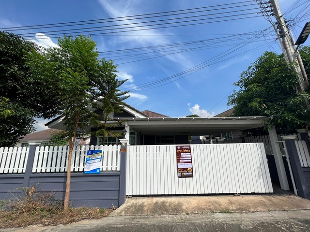 รายละเอียดเพิ่มเติมCode ID : BCN 2214ขาย   2,755,000   บาท- ขนาดพื้นที่ : 60 ตร.ว.- จำนวนห้อง : 3 ห้องนอน 2 ห้องน้ำ- ที่จอดรถ :  1  คัน   พิกัดทรัพย์ :   https://maps.app.goo.gl/VBQnj1NTnmGS7FQs5สถานที่ใกล้เคียง-โลตัส,Easy mart- FN Outlet,บิ๊กซี พัทยาสาย 2- ตลาดวัดหนองเกตุน้อย- ตลาดเก่านาเกลือม,โรงเรียนบ้านสันติคามสอบถามเพิ่มเติม/นัดชมโทร. 097-419-5982(พลอย)โทร. 096-932-4624(ออมสิน)Line : @panaya (มี@ด้านหน้า)ปรึกษาสินเชื่อฟรี One Stop Service ดูแลตั้งแต่ต้นจนจบบริษัท ป�