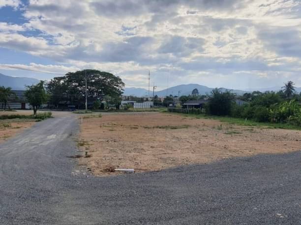 ที่ดินติดถนน ขาย 3.9 ล้าน 3 ไร่ 1งาน 40 ตรว. จอมทอง ซื้อยกแปลง หรือแบ่งขาย 1 ไร่ ทำเลธุรกิจ พัฒนาได้หลายอย่าง