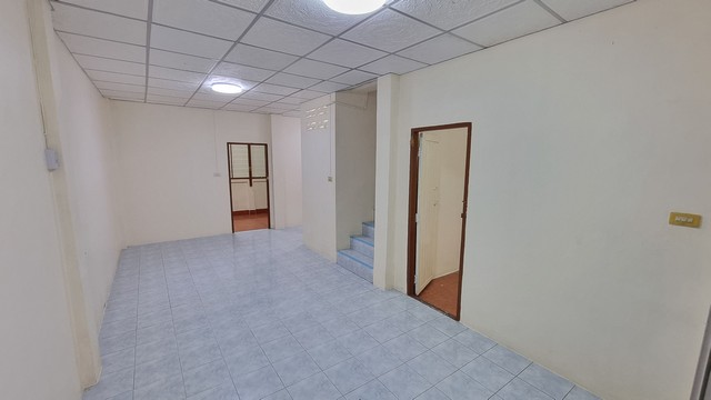 ขาย ทาวน์เฮ้ารีโนเวทใหม่ ศาลายา กิตติชัย8   ราคาพิเศษ 1.59 ลบ ฟรีดาว ฟรีโอน