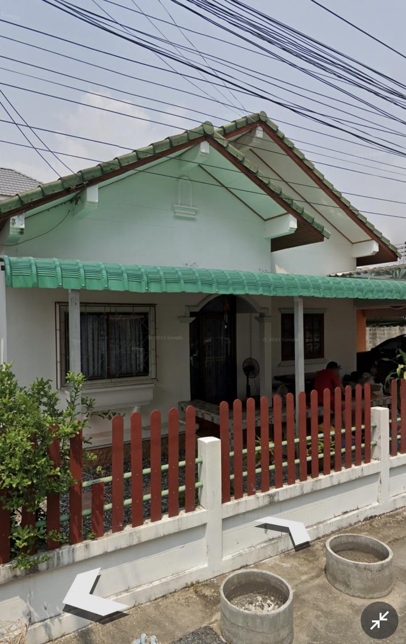 ขายบ้านเดี่ยว ชั้นเดียว หมู่บ้านสินอารมณ์เย็น ระยองบ้านเดี่ยวชั้นเดียว หมู่บ้านสินอารมณ์เย็นเนื้อที่ 50 ตารางวา2 ห้องนอน                                   2 ห้องน้ำ                                     1 ห้องครัว                                  1 ห้องเก็บของ                           1 ที่จอดรถ                                ราคา 2,200,000 บาทรายละเอียดเพิ่มเติม...บ้าน อยู่แถวๆโค้งกรอกยายชาเยื้องมาสด้า ราคา 2,200,000 บาท            ที่อยู่ : หมู่บ้านสินอารมณ์เย็น เลขที่ 38/43 หมู่ 3 ตำ