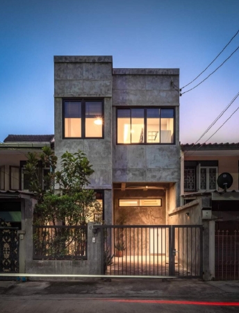 ให้เช่าทาวน์โฮม2ชั้น ซอยศูนย์วิจัย ย่านพระราม9 เพชรบุรี มี 2นอน 3 น้ำ ตกแต่งสไตล์ลอฟท์