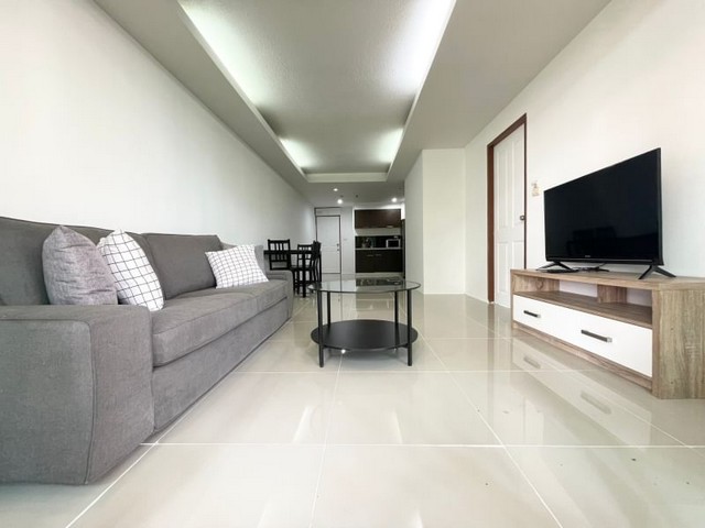 The Waterford Sukhumvit 50, peaceful, livable, spacious, 2nd floor, BTS On Nut.***Service for selling/renting houses, condos and giving advice. If interested, contact at any time***Interested in additional details or pictures or making an appointment to see the room?You can contact Ekachai (Aui).T. 089-799-5598Line ID: @auiauiaui001 (add @ in front)-------------------------------------------------- ------------Room type: 2 bedrooms, 2 bathroomsSize 78 sq m., 2nd floor, Building 1Clean room, beautifully decorated, ready to move in.details-------------------------------------------------- ------------Rental price: 25,000 baht per month-------------------------------------------------- ------------* Complete electrical appliances- Air conditioning- fridge- TV- washing machine-------------------------------------------------- ------------*Nearby important places (Based on information from Google Map)1. Tesco Lotus On Nut2. Big C On Nut3. Emporium5. Bangkok University, Kluaynamthai6. Wales 