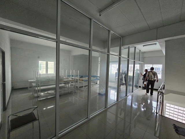 ขายบ้านเหมาะกับการอยู่อาศัย เปิดสำนักงาน ออฟฟิศ ค้าขาย ตำบลบ้านช้าง อำเภอพนัสนิคม ชลบุรี